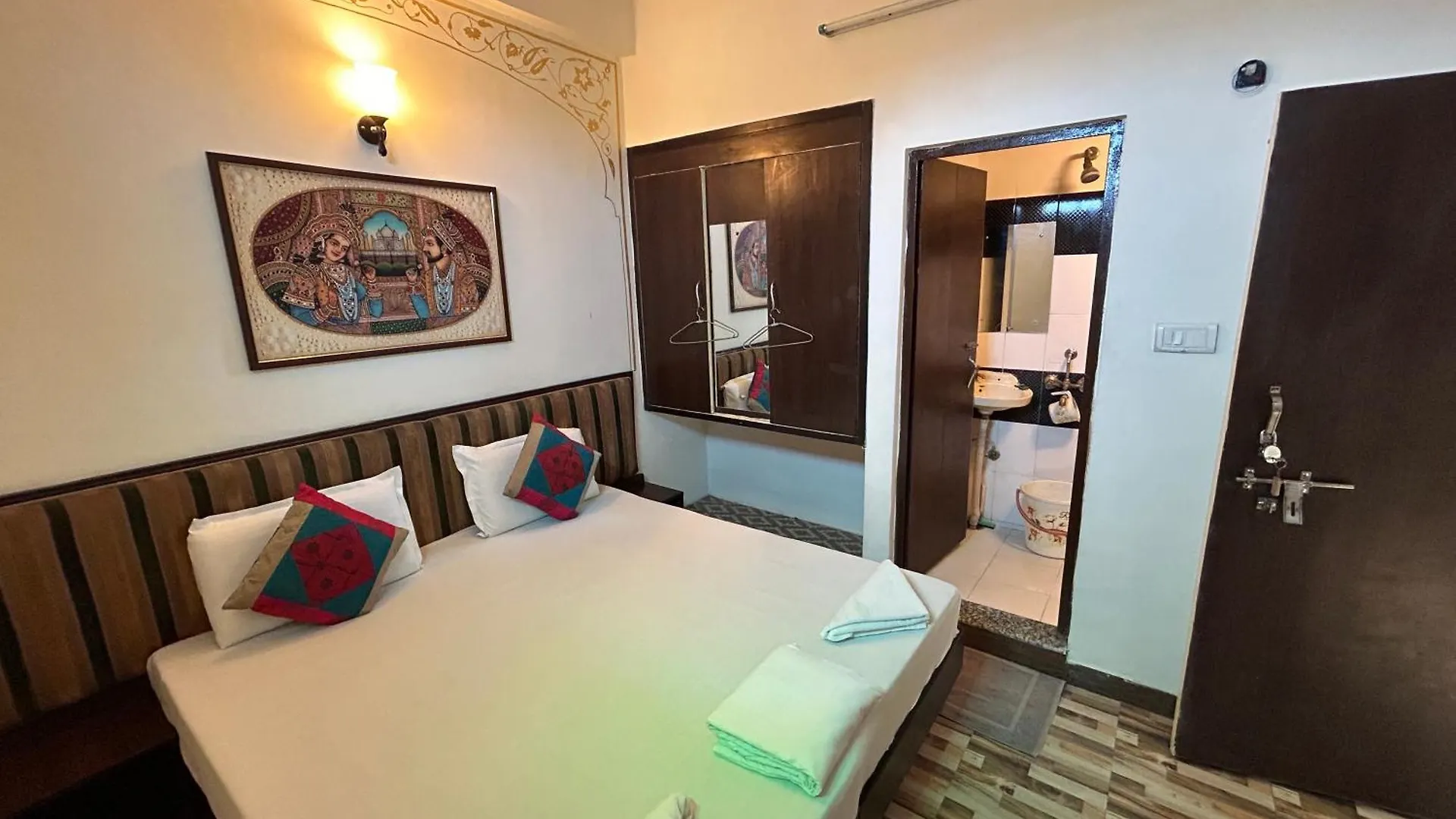 Max Guest House Agra  0*, Agra (Uttar Pradesh) India
